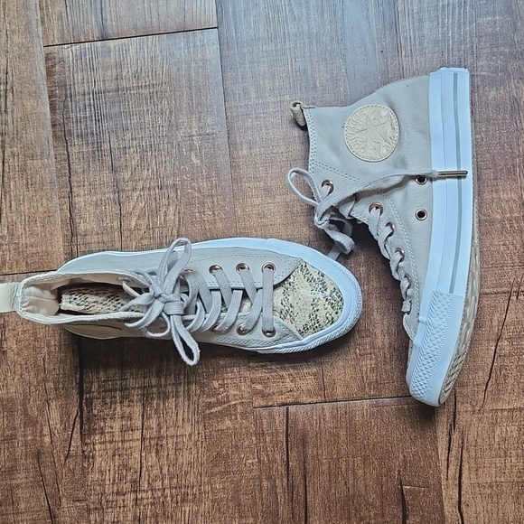 Converse Chuck Taylor All Star Hi-Top Sneakers – Papyrus/White/Dolphin Snakeskin - Picture 2 of 7